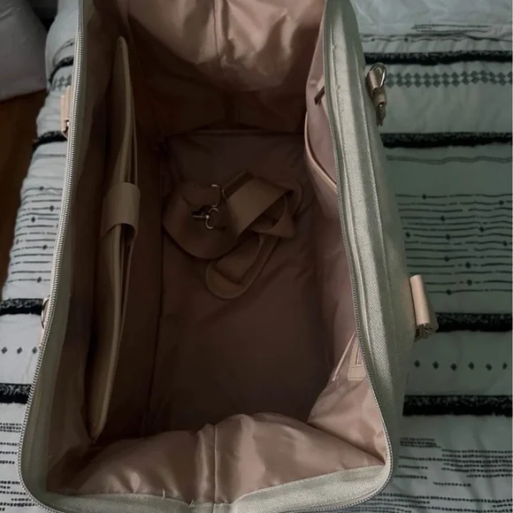 BEIS weekender with Leather Straps - Picture 3 of 3